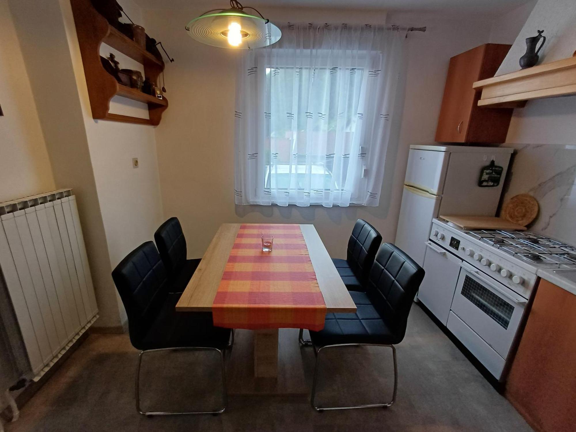 Apartma Doma Толмин Екстериор снимка